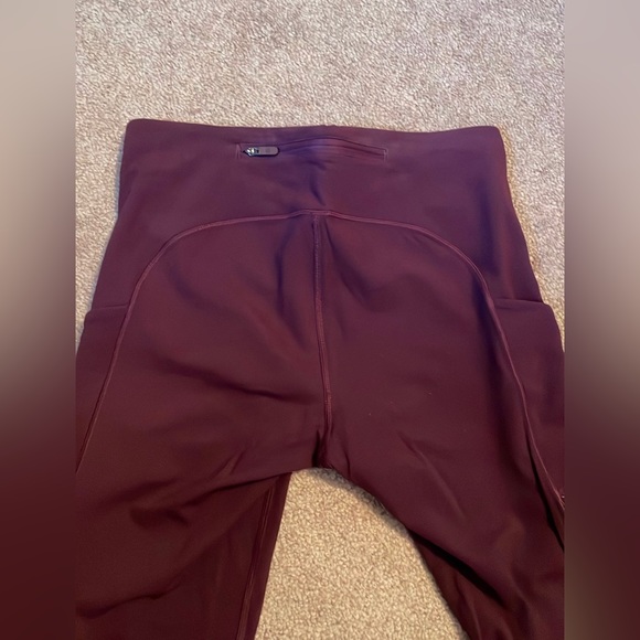 Lululemon Leggings Size 6 Garnet/ Maroon - Picture 4 of 6